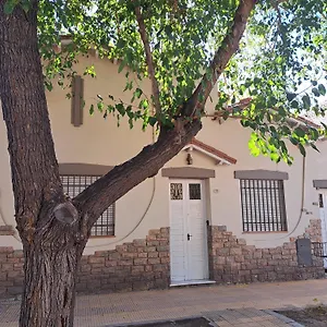casa-tipica-mendocina.hotelsmendoza.com/